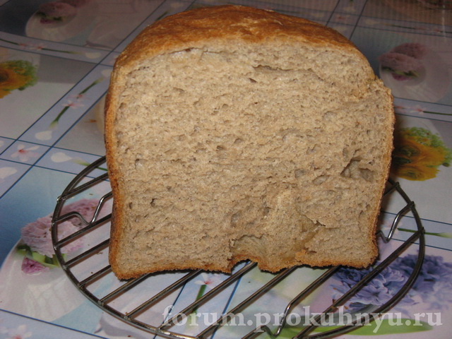 Почему не пропекся хлеб. Непропеченный хлеб в хлебопечке. Хлеб в хлебопечке не допекается. Непропеченный Мякиш хлеба. Плохой хлеб.
