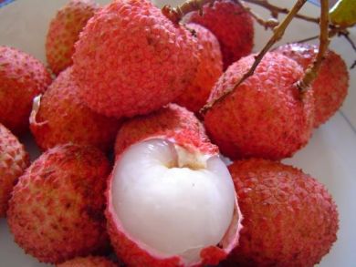 Экзотические овощи и фрукты - litchi.jpg