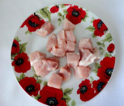 Свинина с овощами и черносливом в горшочках - 1_901x676.jpg