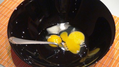 Интересные блины с петрушкой и вкусной начинкой из смеси сыр - DSC07125.JPG