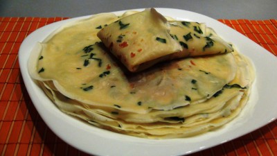 Интересные блины с петрушкой и вкусной начинкой из смеси сыр - DSC07159.JPG