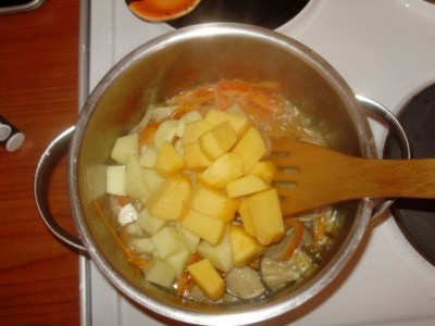 Фоторецепт: постный суп с вешенками и гречкой - P1140446.JPG