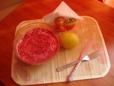 Фоторецепт: салат слоеный Роза со свеклой - P1140430.JPG
