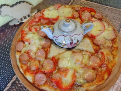 Итальянский пирог с моцареллой и сосисками - DSC02588.JPG