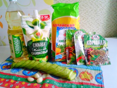 Ингредиенты для жареного кабачка с чесноком - kabachok01.jpg