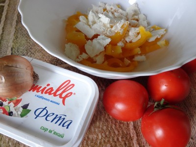 Салат с овощами и сыром Фета - DSC03482.JPG