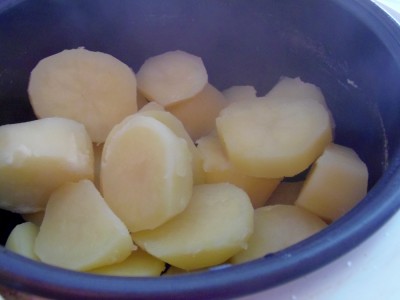 Картофельный полупирог с курицей и сыром в мультиварке - 1.JPG