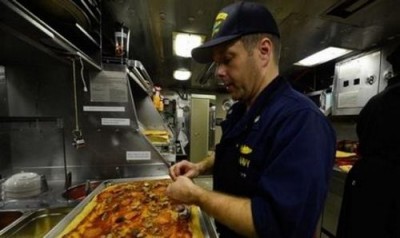 Пицца, имбирное жаркое и мойка камбуза: все о питании на подводной лодке - 9.JPG