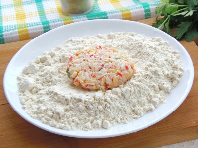Котлетки из крабовых палочек с сыром - 6.JPG