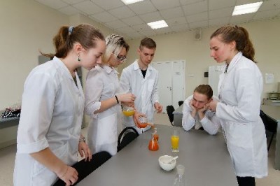Сок из медузы и цитрусов: биотехнологи ДВФУ разработали новый напиток - 9.JPG