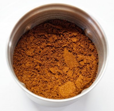 Кофемолка Kitfort KT-769: персональная мельница на кухне - 8.jpg