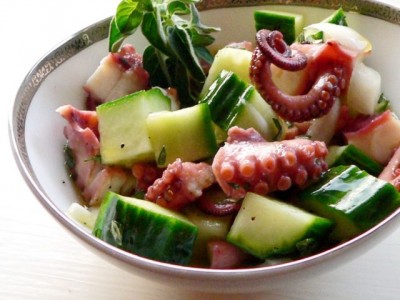 Продукты из Фукусимы Япония возвращаются на рынок - mediterranean-octopus-salad.jpg