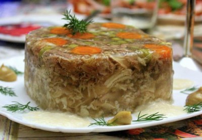 Холодец, он же студень: как делают мясной желеобразный бульон с кусочками мяса - 7.jpg