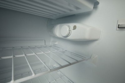 Однокамерный холодильник Midea MR1080S: 93 литра прохлады и мороза для дачи - 7.jpg