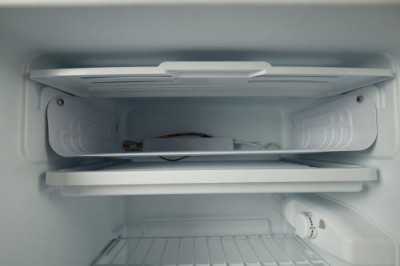 Однокамерный холодильник Midea MR1080S: 93 литра прохлады и мороза для дачи - 8.jpg