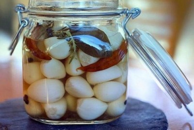 Маринованный чеснок: в чём его польза и чем он лучше свежего? - 7.jpg