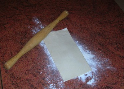 Слоеный пирог с рыбной консервой - 111DSCN0693.JPG