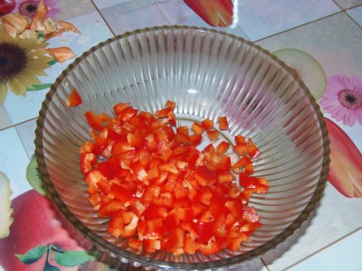 Легкий салатик с брокколи и креветками - перец.JPG