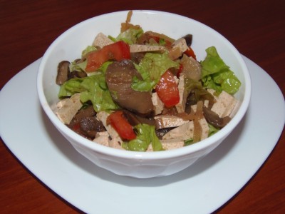 Салат с тофу, овощами и кукурузой - 1.JPG