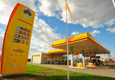 Эпоха «большой нефти» закончилась: теперь «Роснефть» везет вам хот-дог - IMG_04.jpg