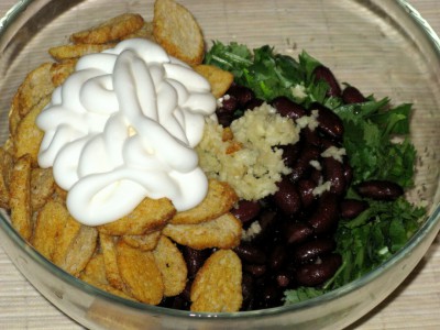 Салат с кинзой, красной фасолью и кириешками - 02_Salat_s_kinzoj_i_krasnoj_fasolju.JPG