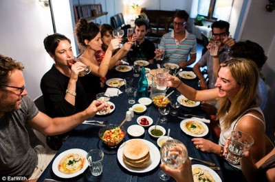 EatWith: Когда лень готовить ужин... - article-2377752-1AFD9CC0000005DC-760_634x422.jpg