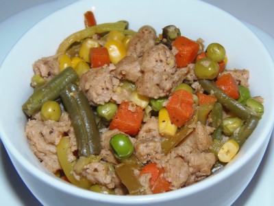 Теплый салат с соевым мясом и овощами - соевые кусочки с овощами.JPG