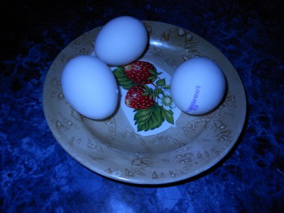 Салат Ассорти , приготовленный в микроволновой печи - яйца на рецепт.jpg