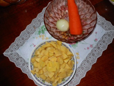 Белый суп - морковка и картофель.jpg
