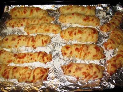 Соленые сырные палочки К супчику  - IMG_4110.JPG
