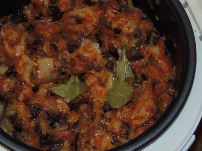 Солянка тушеная капуста с фасолью и грибами  - 4.jpg