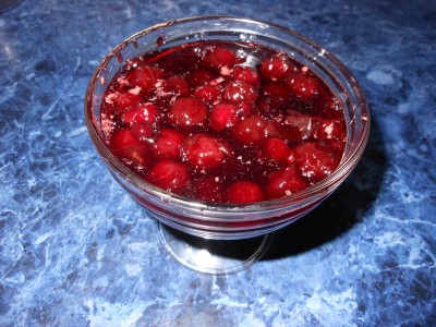 Ягода: что приготовить с ягодой, с чем ее есть - варенье из вишень.jpg